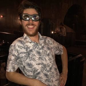 Meet your Posher, Chase